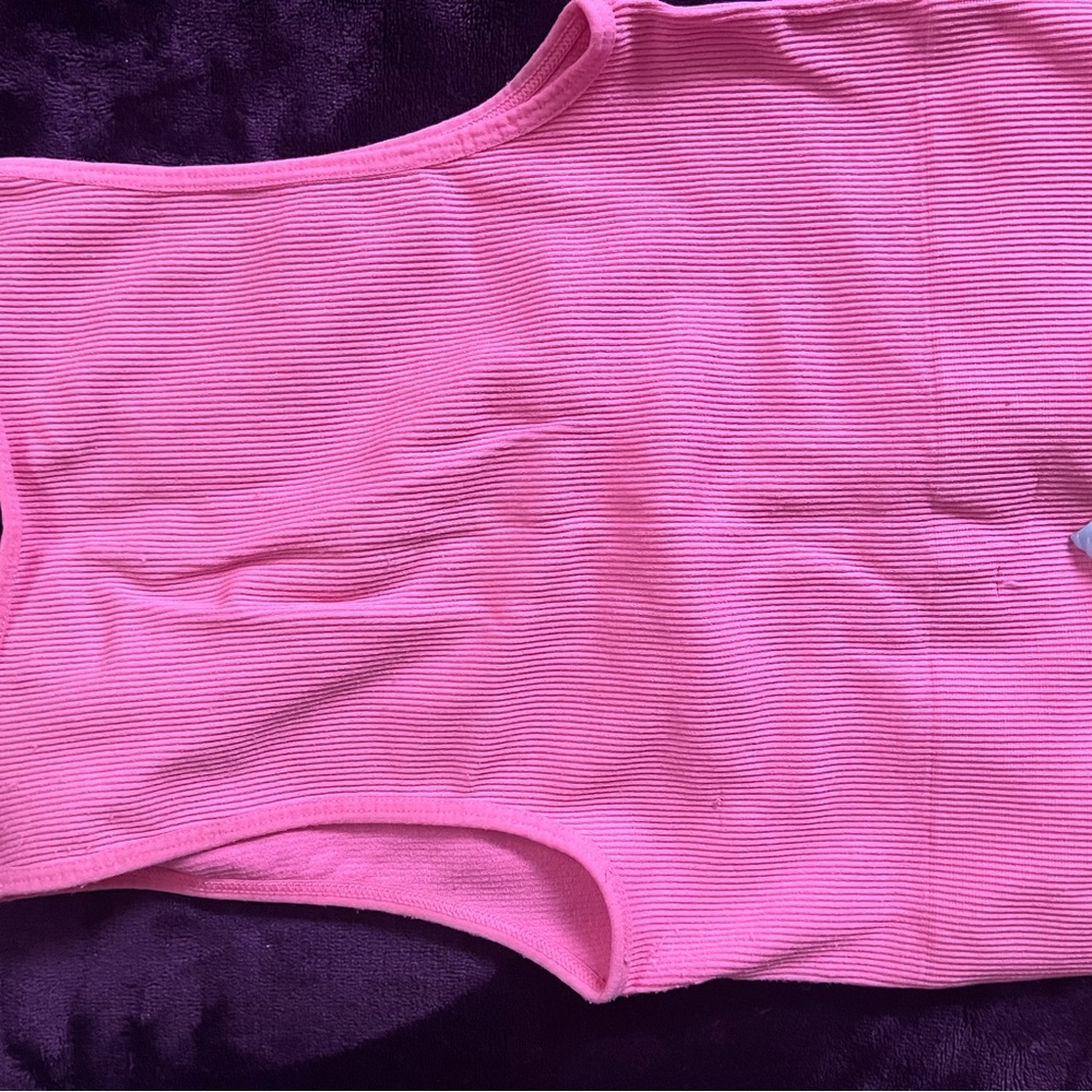 Pink Ribbed Tank Top - Picture 2 of 3